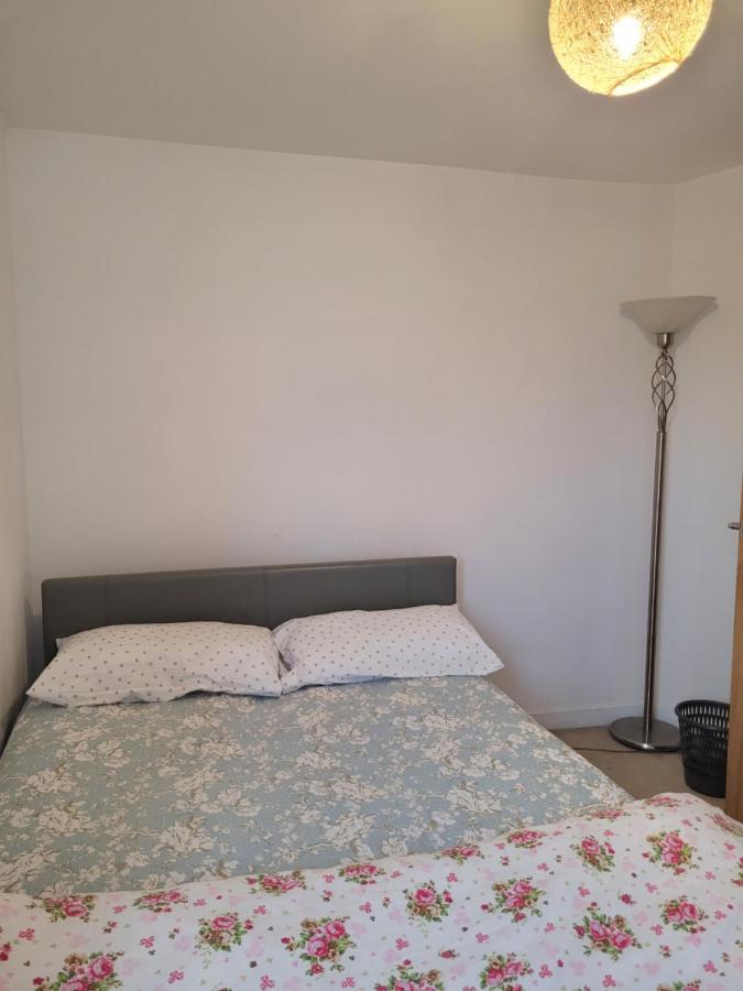 הית'רו Room Near Heathrow Airport מראה חיצוני תמונה